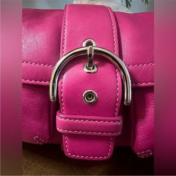Coach Y2K Soho Pink Flap Bag with Coach bag charm - Picture 12 of 17